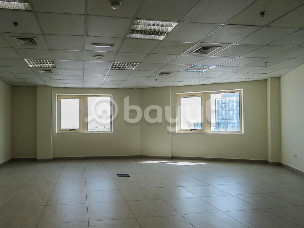 BEST OFFER FOR A FITTED SPACIOUS OFFICE l WELL MAINTAINED BUILDING l GOOD LOCATION W/ PUBLIC TRANSPORTATION